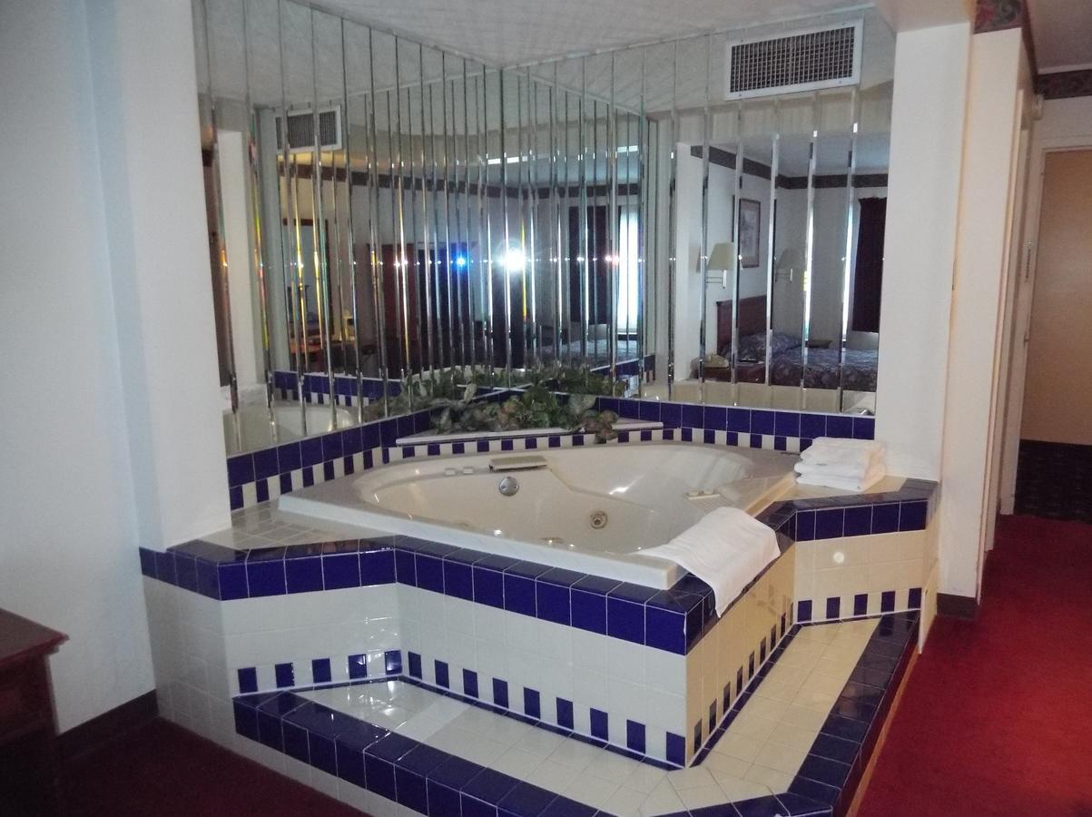 Cadillac Sands Resort מראה חיצוני תמונה